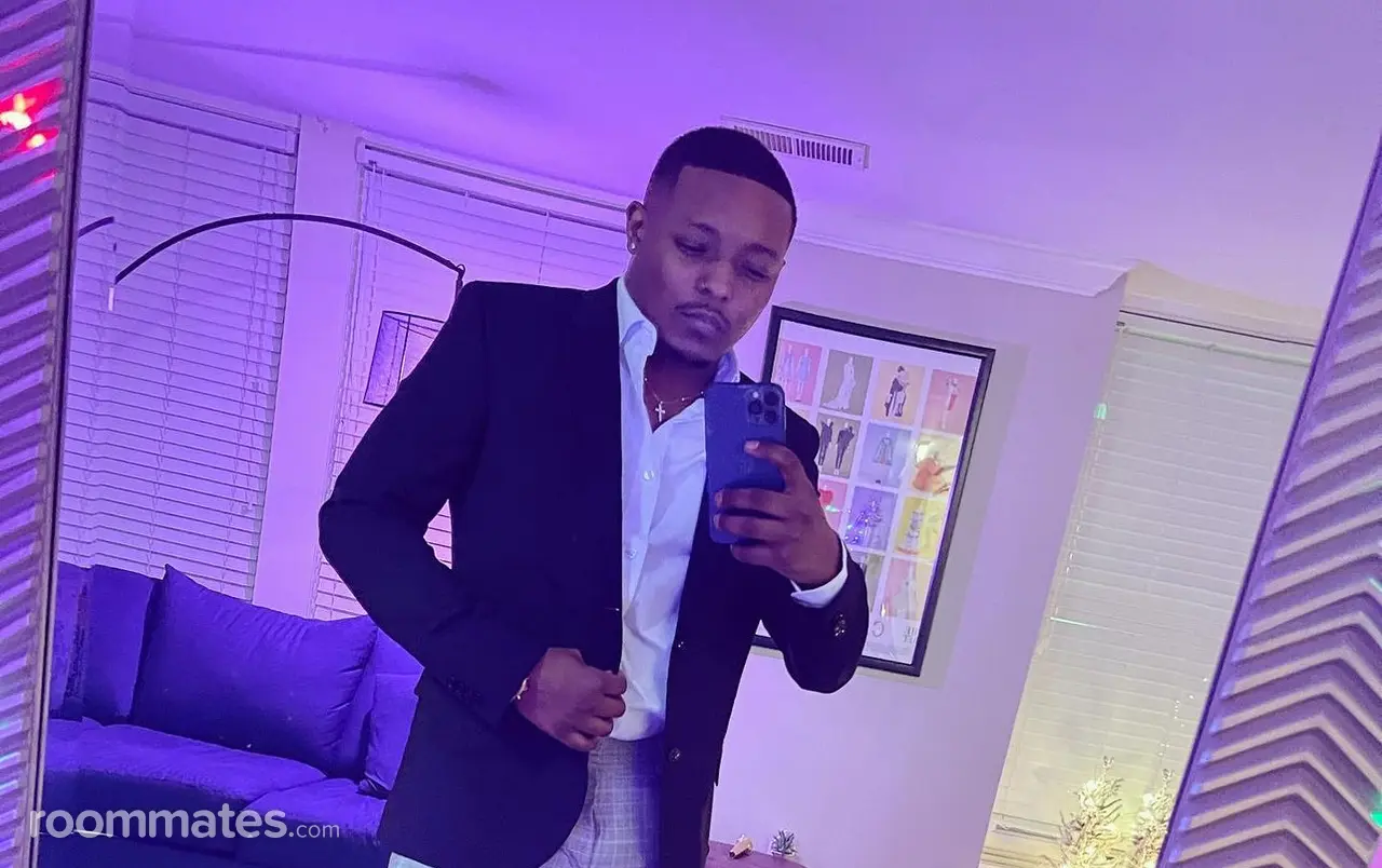 Profile photo 5 of 5