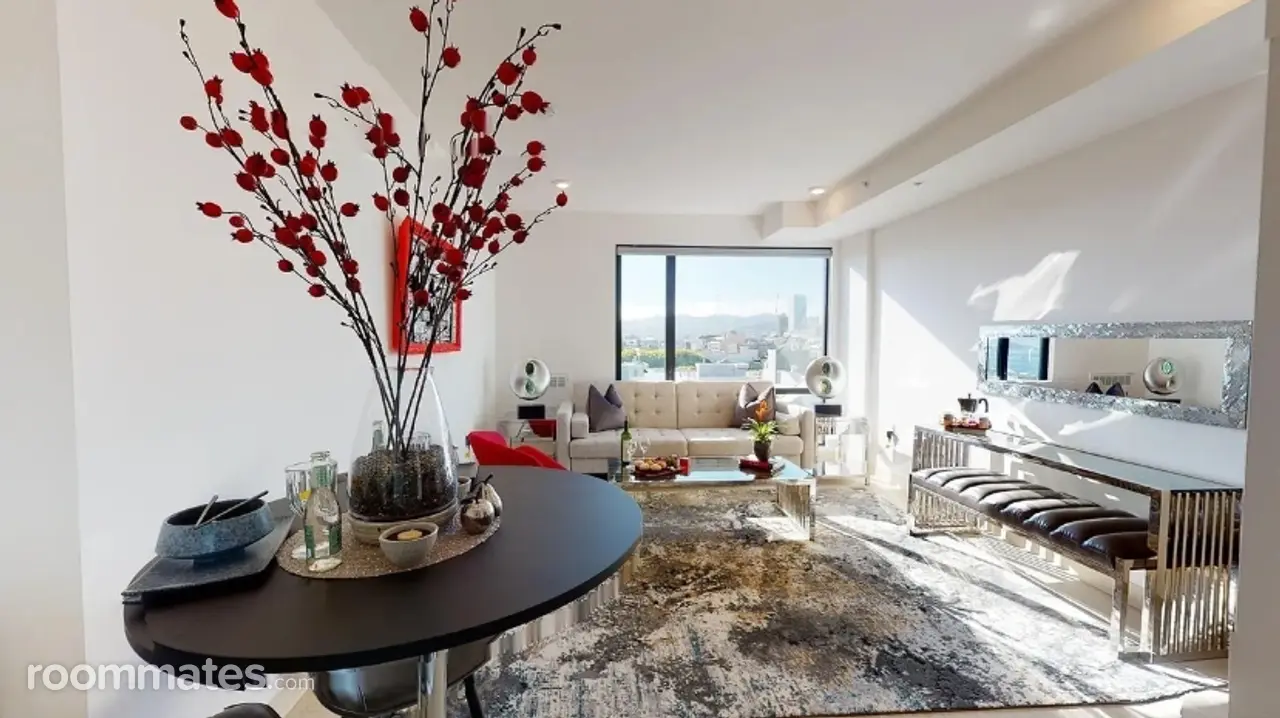 Profile photo 3 of 7