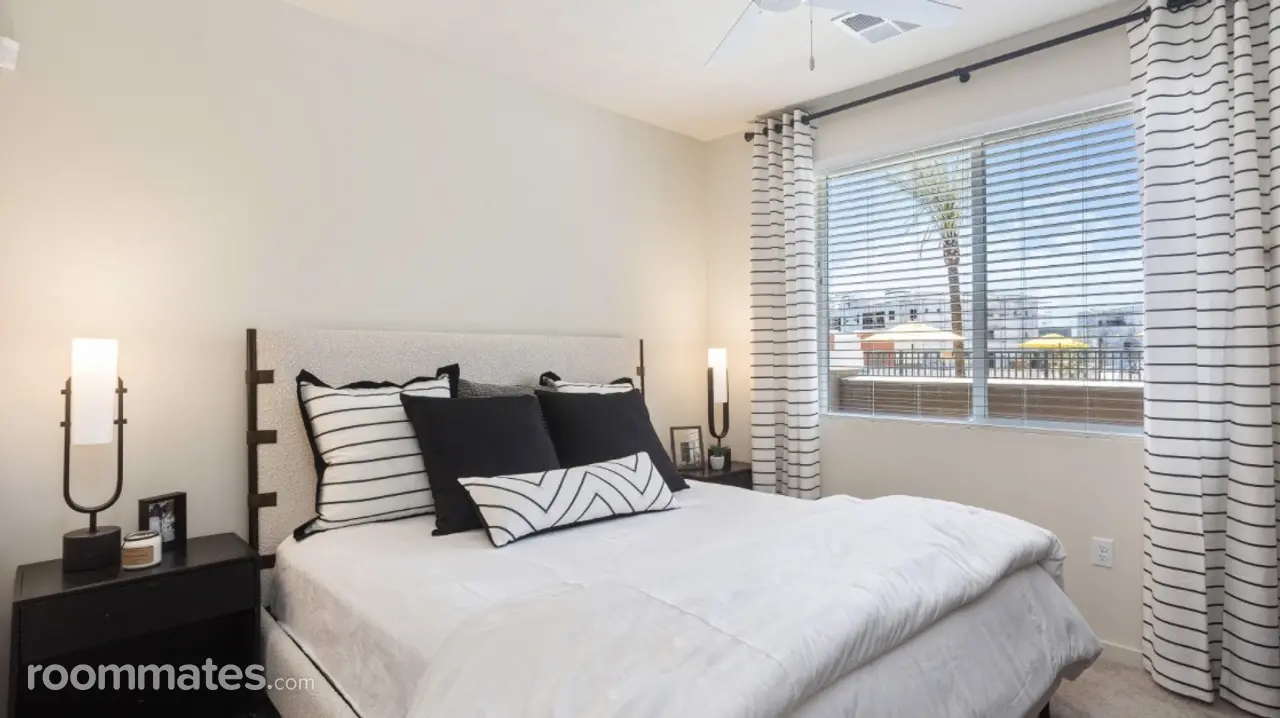 Profile photo 2 of 15