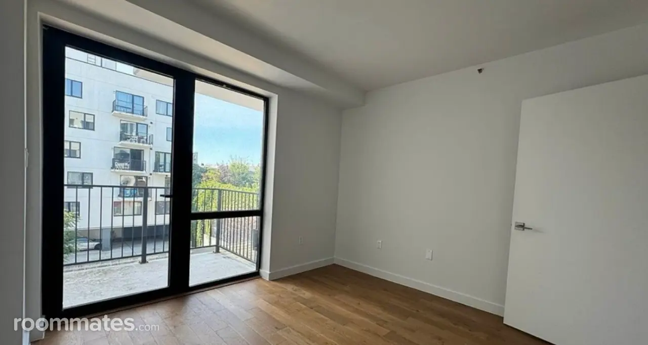 Profile photo 1 of 9