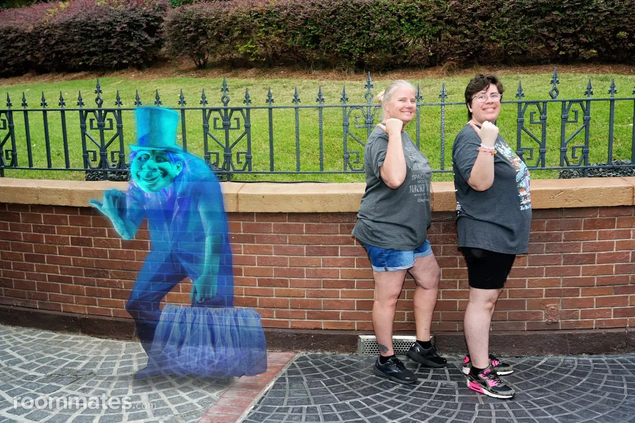 Profile photo 7 of 7