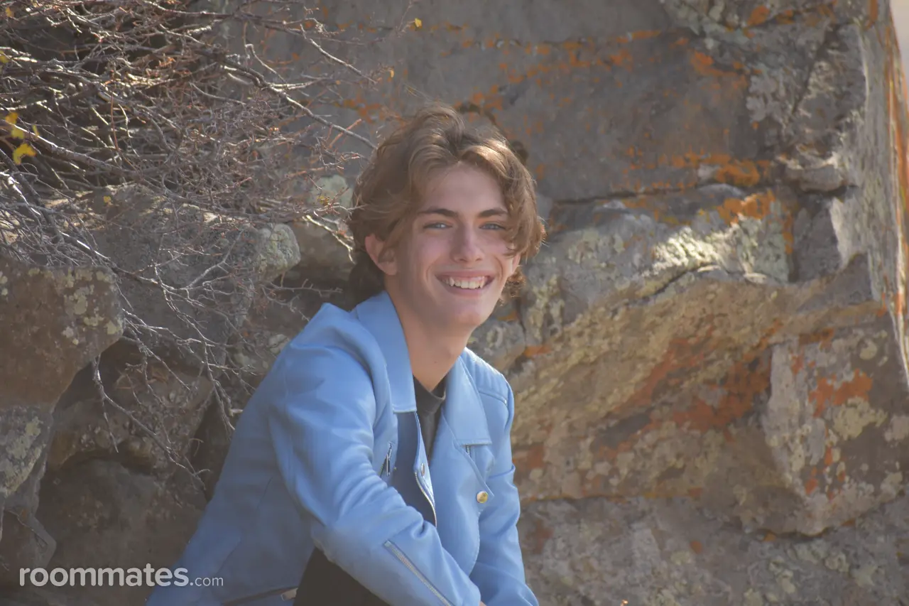 Profile photo 1 of 2