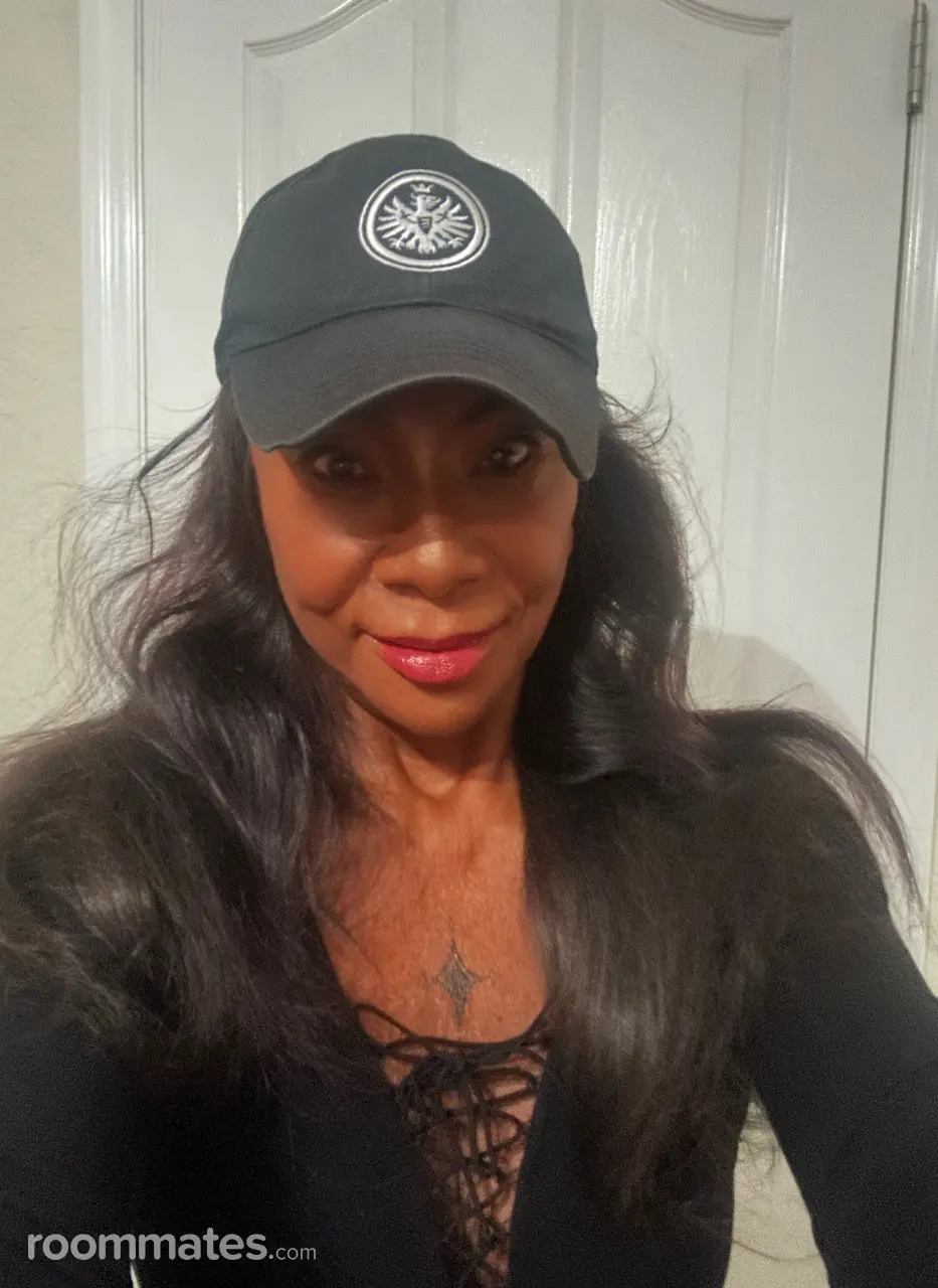 Profile photo 9 of 11