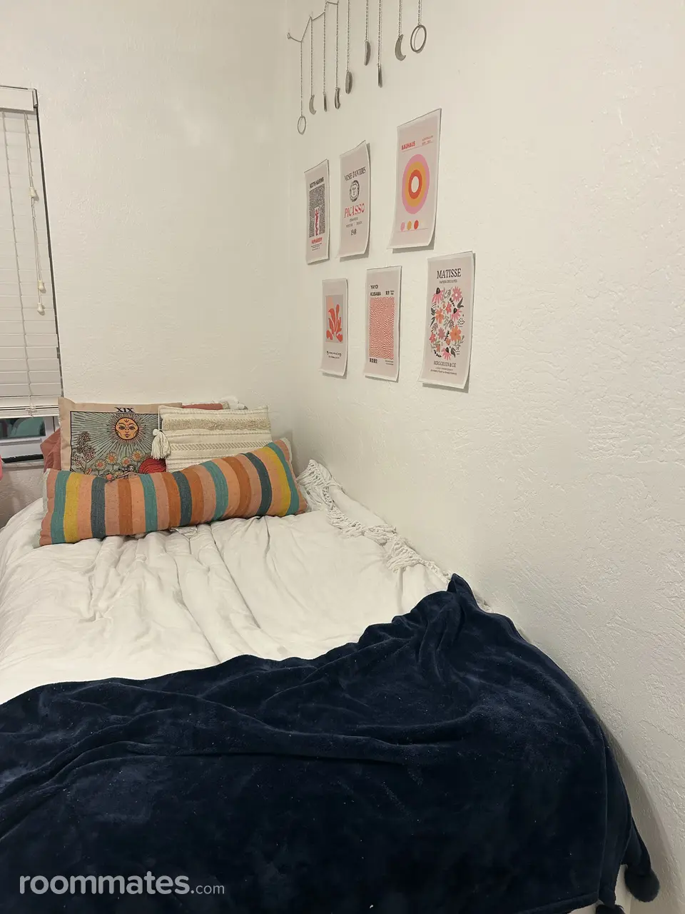 Profile photo 3 of 6