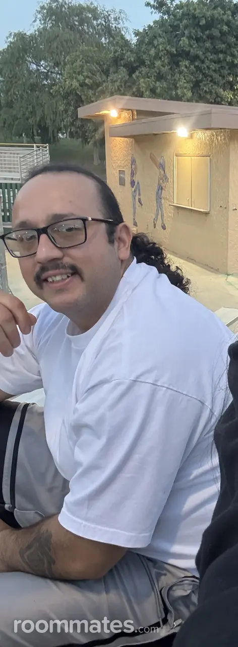 Profile photo 1 of 1