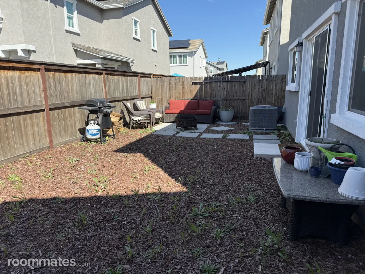 Profile photo 8 of 15