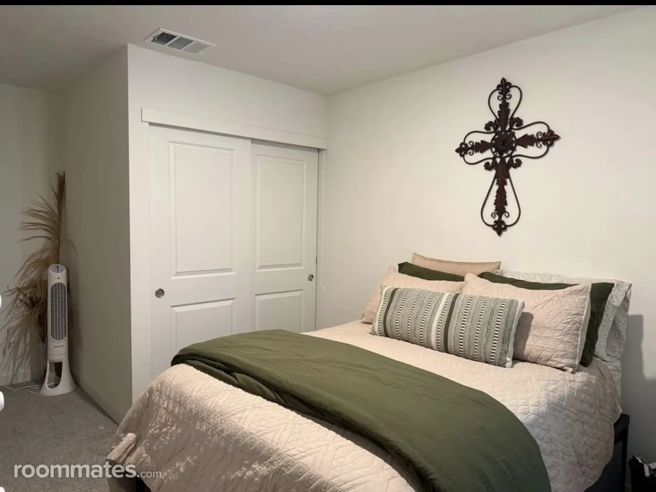 Profile photo 1 of 15