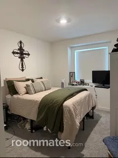 Room for rent in Roseville, CA $600, house