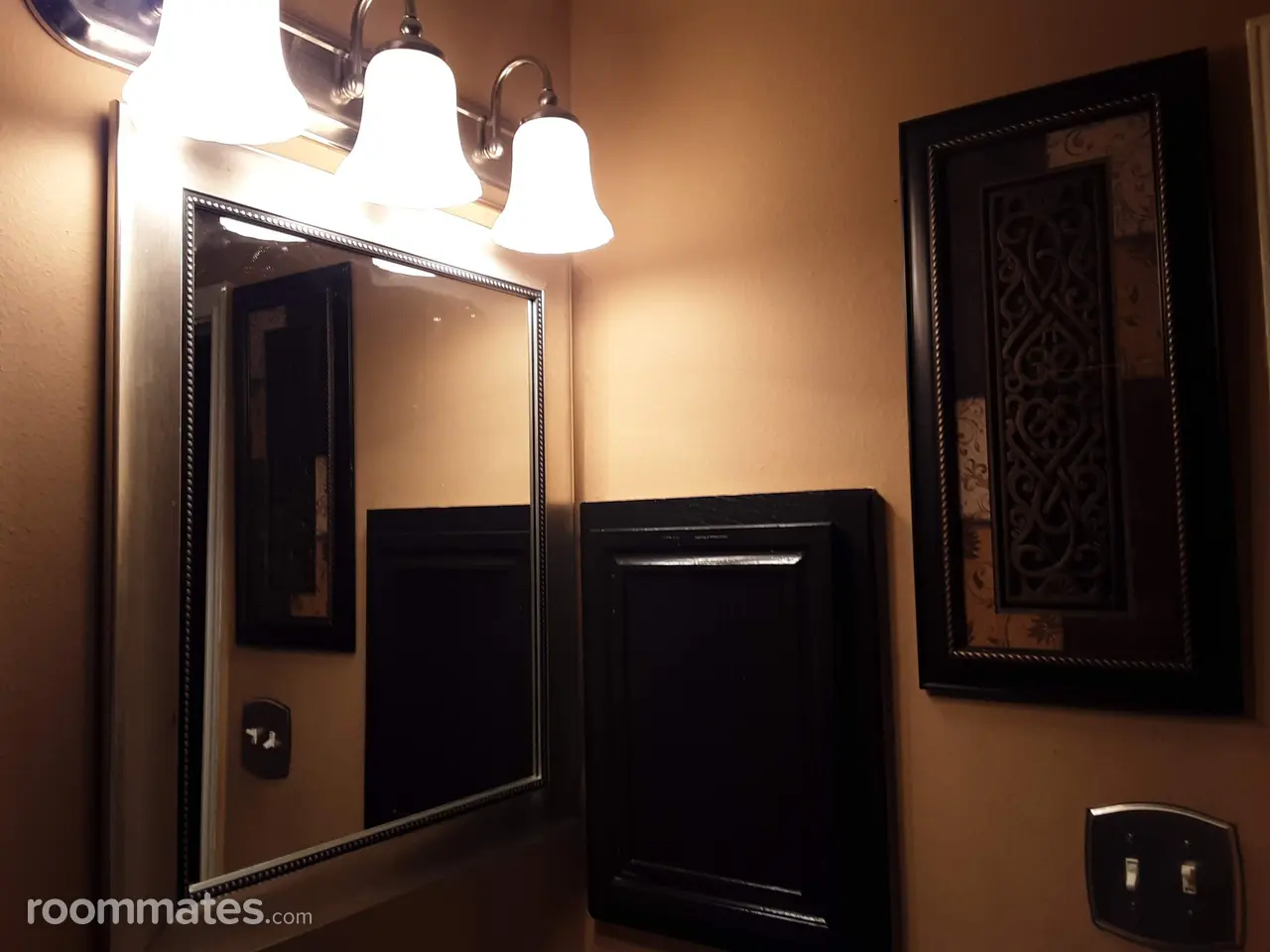 Profile photo 3 of 14