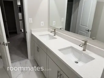 Room for rent in Lewes, DE $875, house