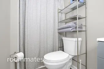 Room for rent in Fayetteville, NC $795, house