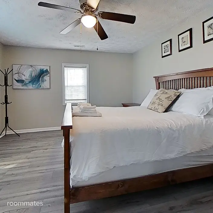 Room for rent in Fayetteville, NC $795, house