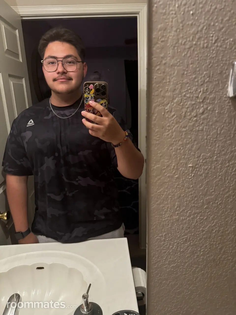 Profile photo 1 of 1