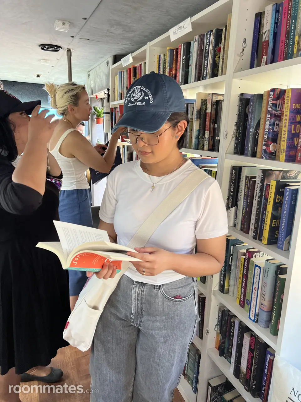 Profile photo 7 of 11