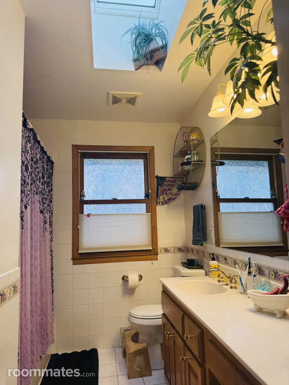 Profile photo 3 of 10