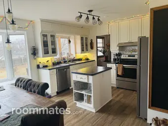 Room for rent in Crystal, MN $800, house