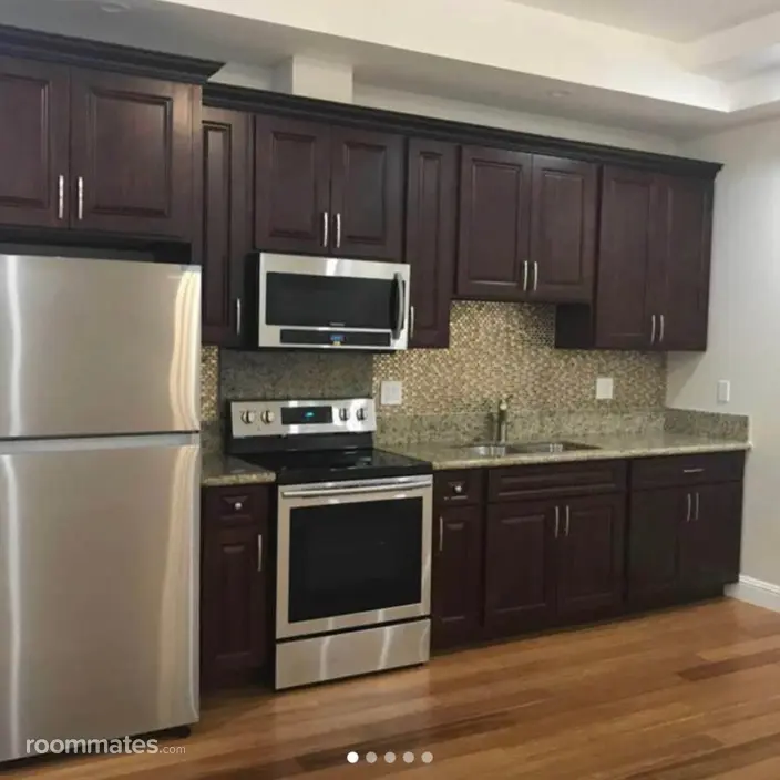 Room for rent in Honolulu, HI $1200, house