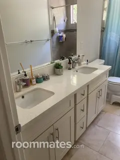 Room for rent in Honolulu, HI $1170, house