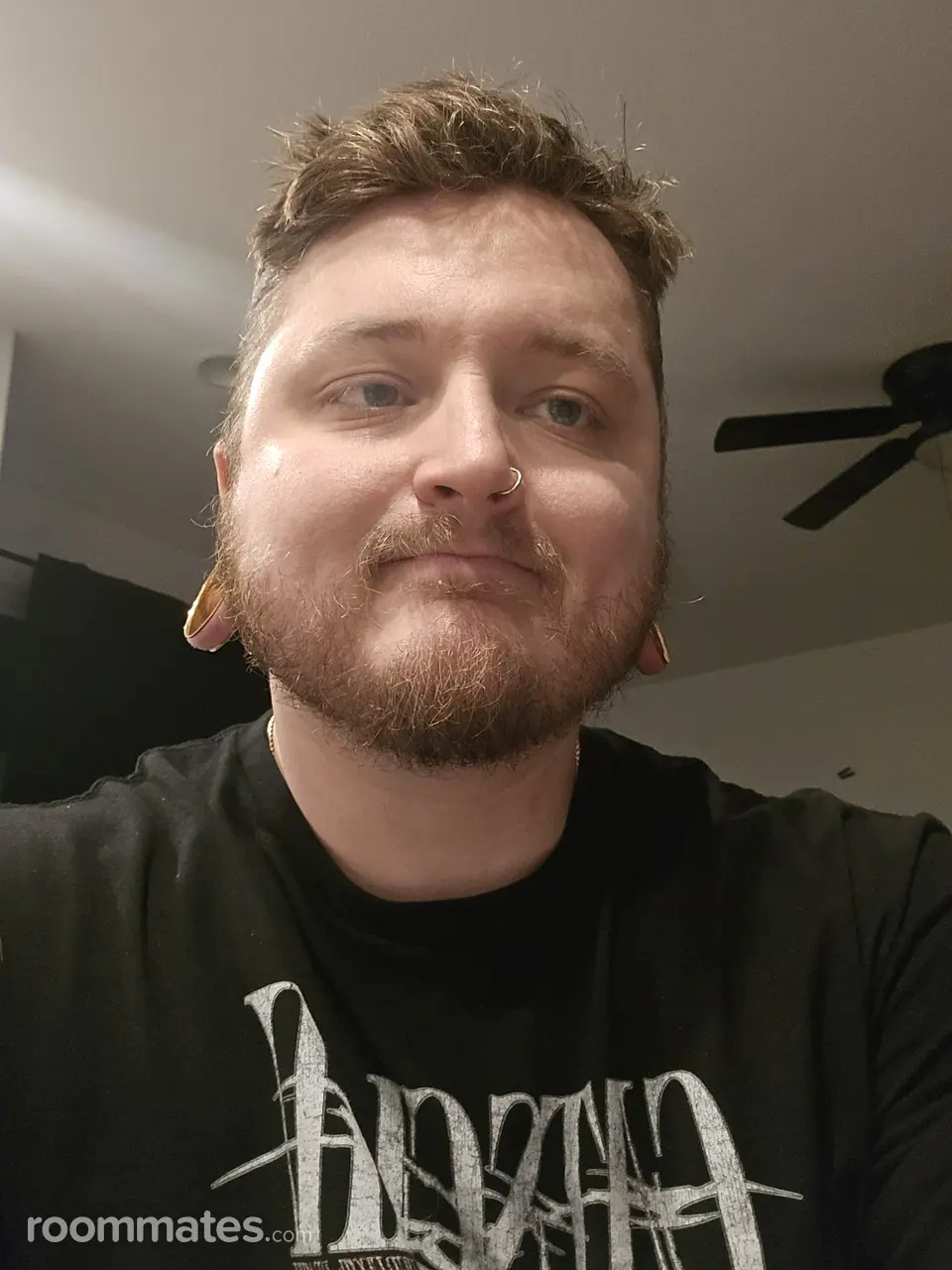 Profile photo 1 of 1