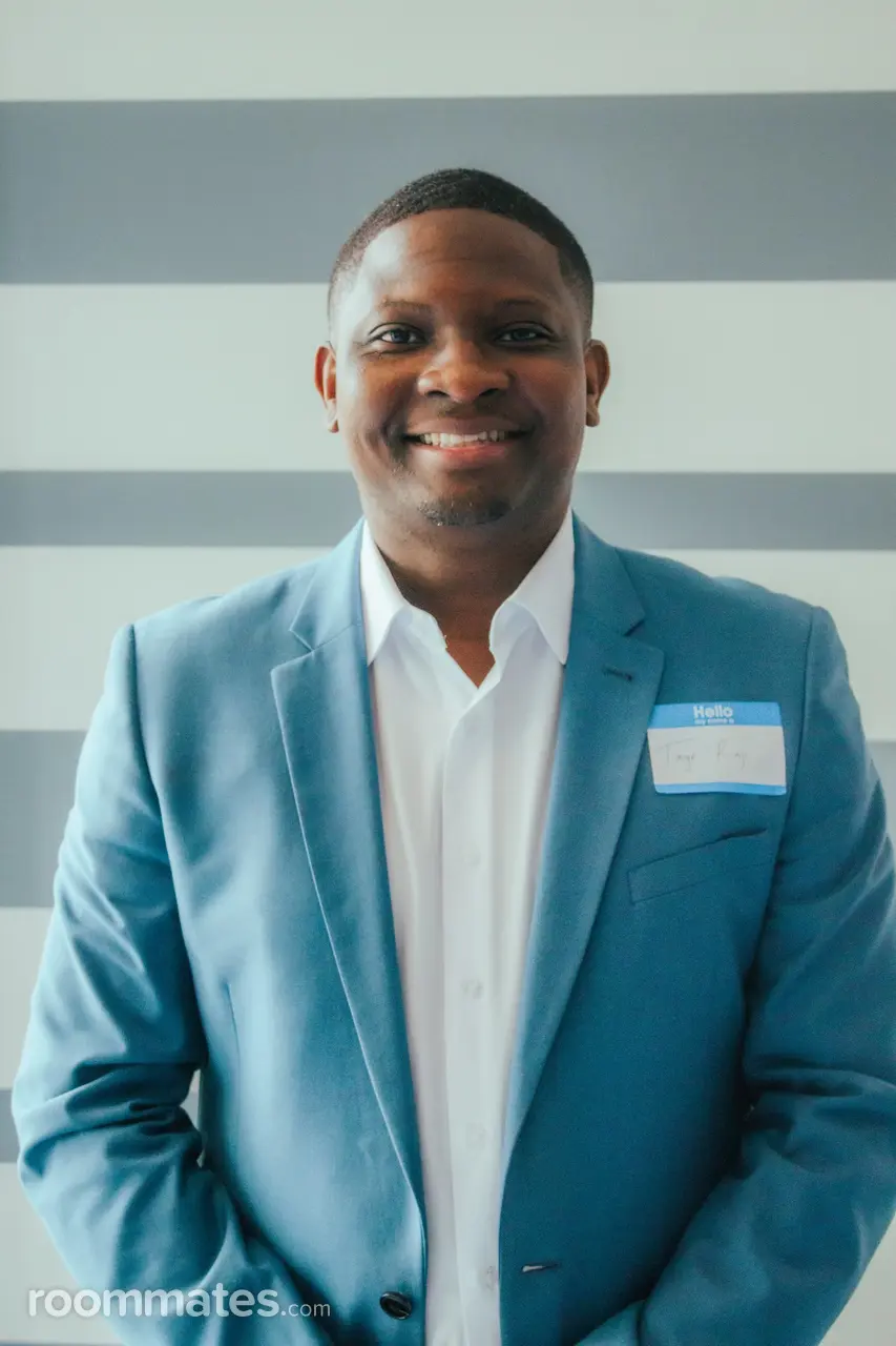 Profile photo 11 of 11