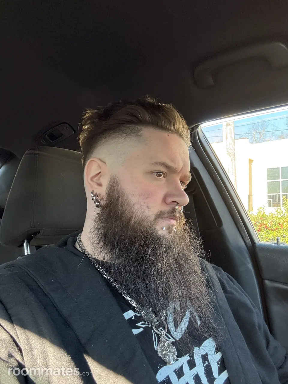 Profile photo 1 of 11