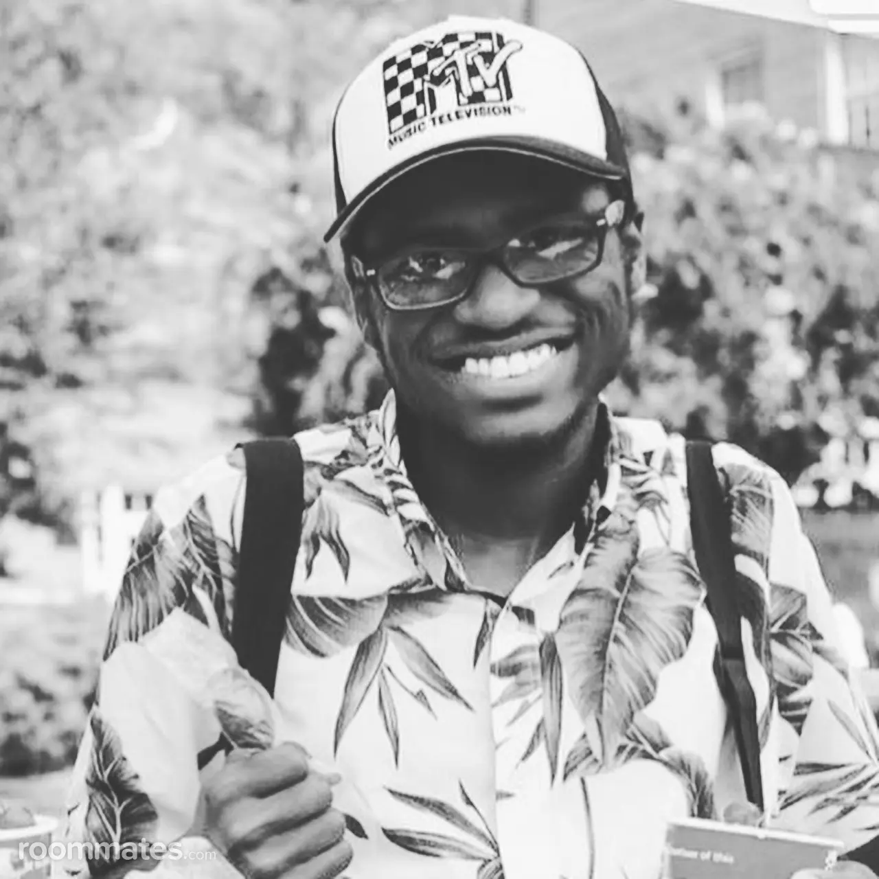 Profile photo 2 of 4