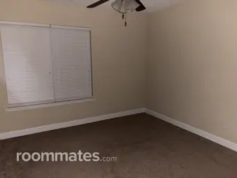 Room for rent in Greenville, NC $500, house