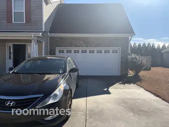 Room for rent in Greenville, NC $500, house