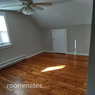 Room for rent in Colonial Heights, VA $600, house