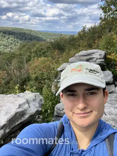 Roommate looking Belleville, IL, $1100