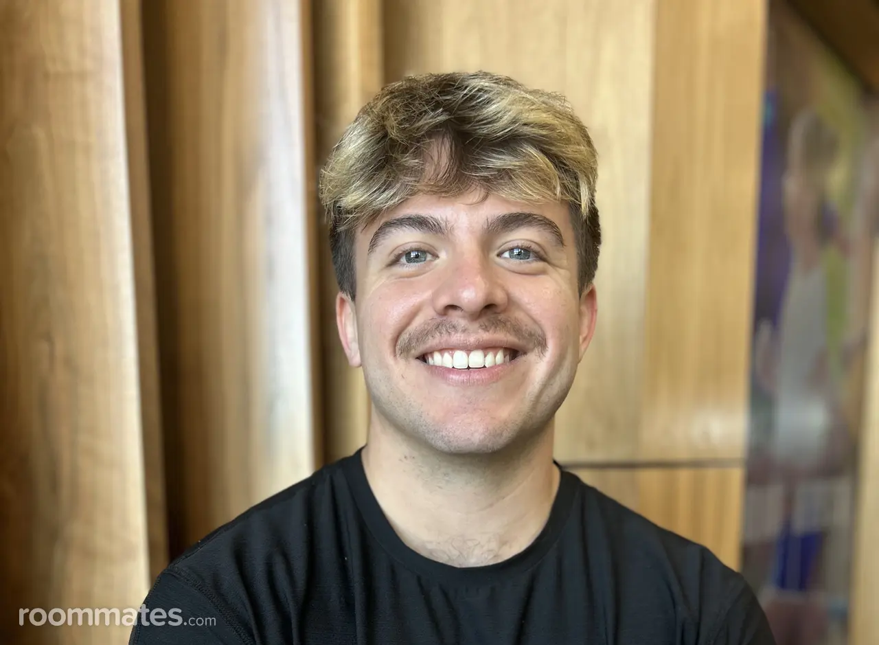 Profile photo 1 of 1