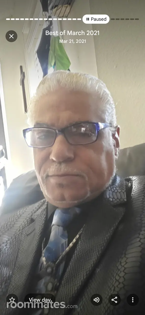 Profile photo 1 of 11