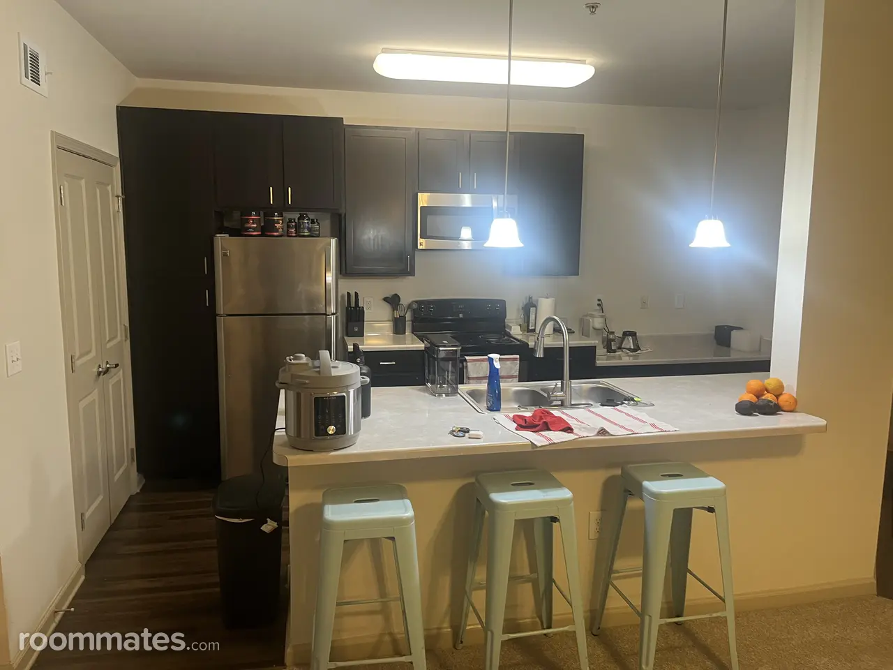 Profile photo 1 of 14