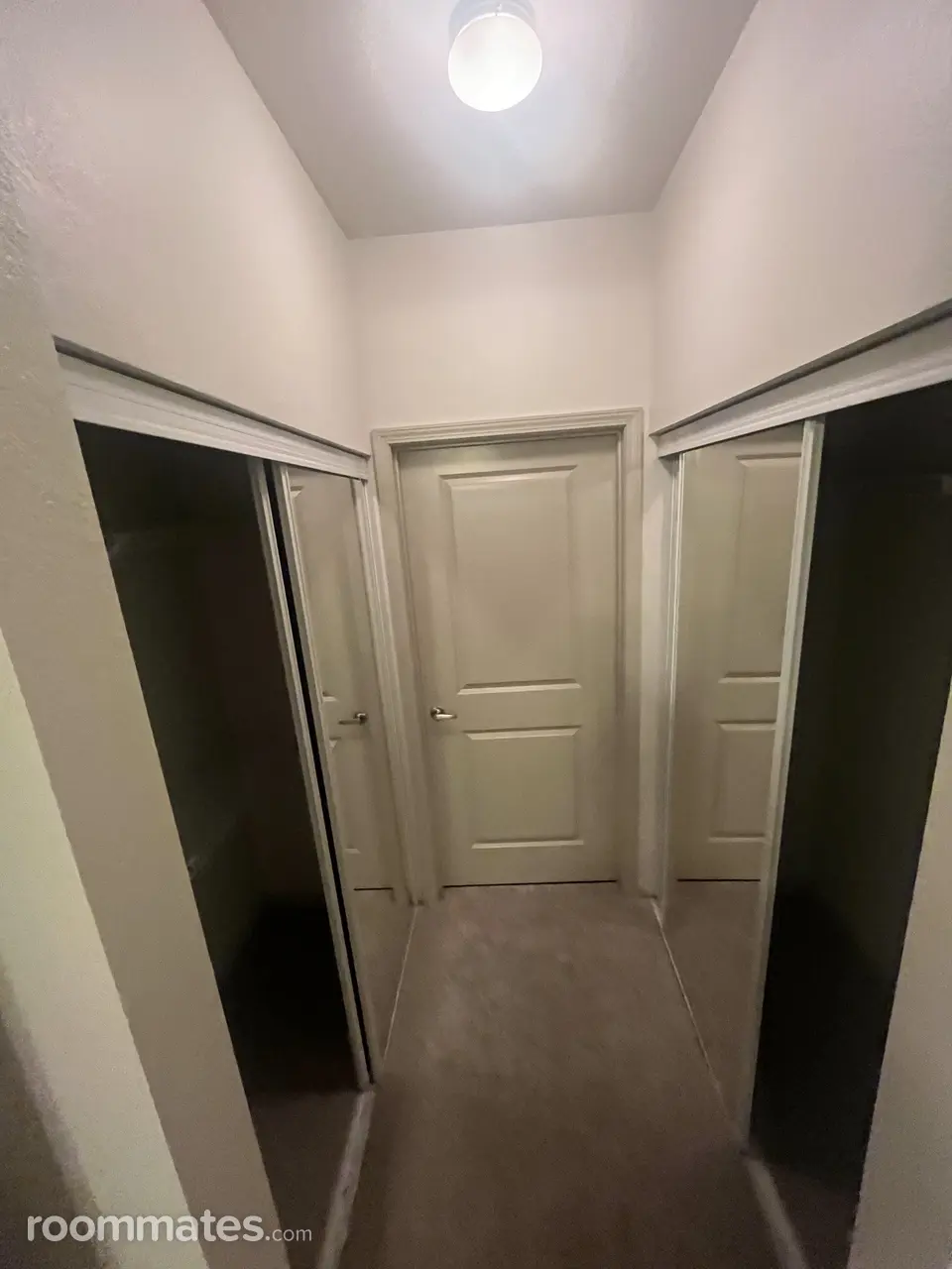 Profile photo 7 of 14