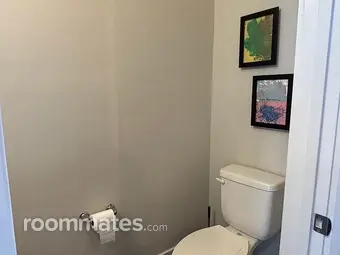 Room for rent in Charlotte, NC $1000, townhouse