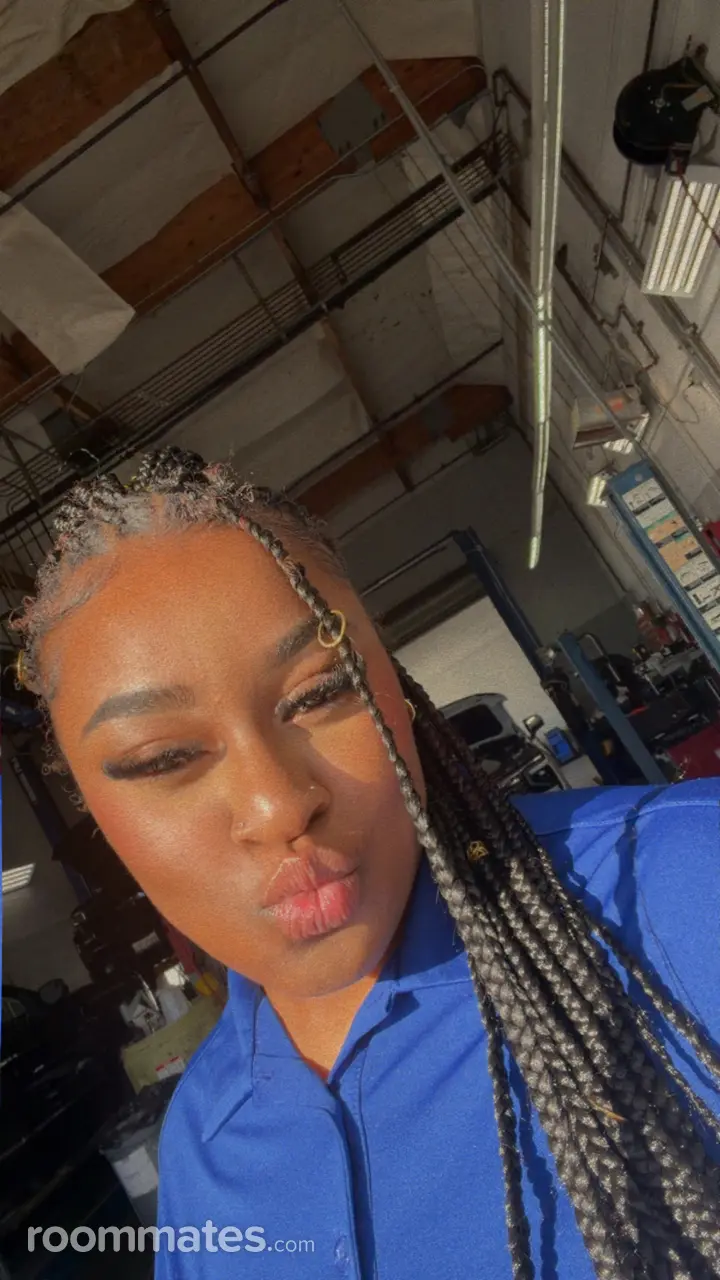 Profile photo 2 of 7