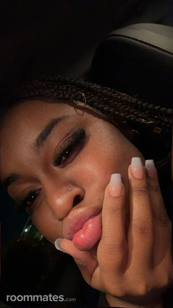 Profile photo 3 of 7