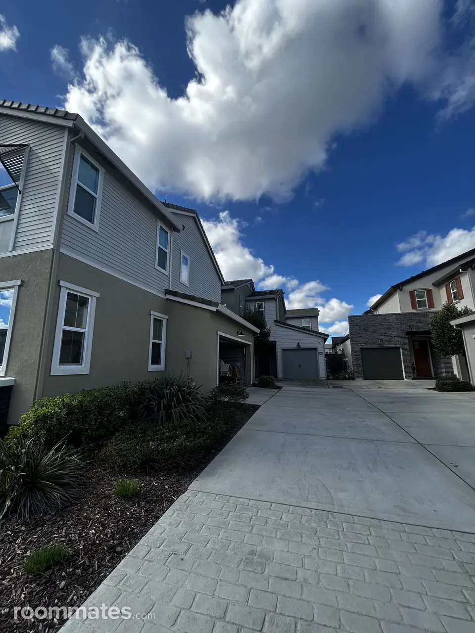 Profile photo 5 of 9