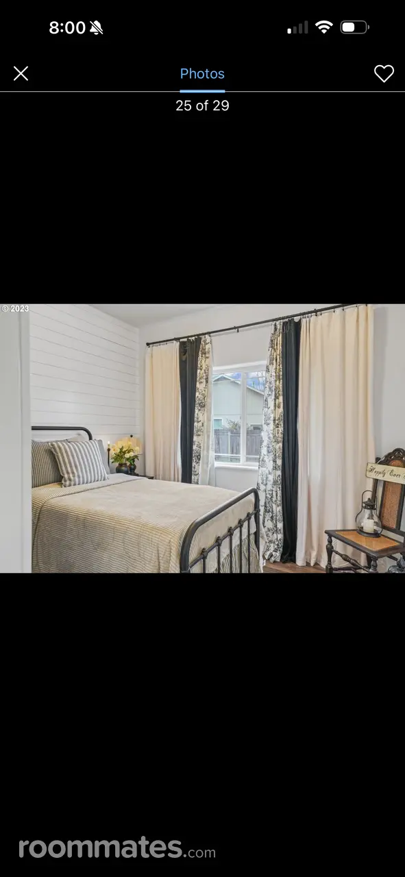 Profile photo 1 of 2