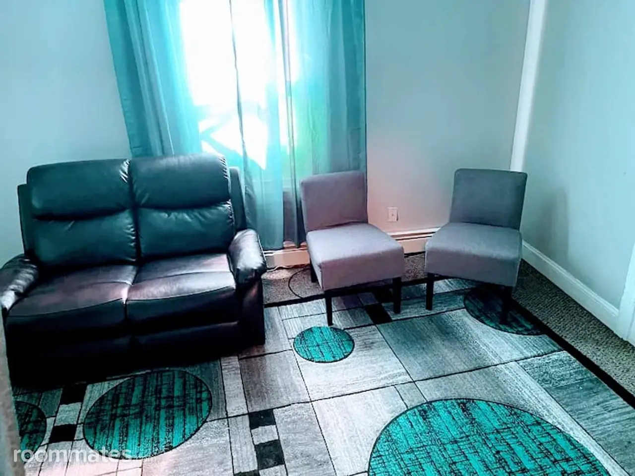 Profile photo 5 of 5