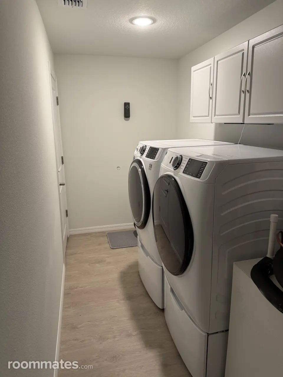 Profile photo 8 of 10