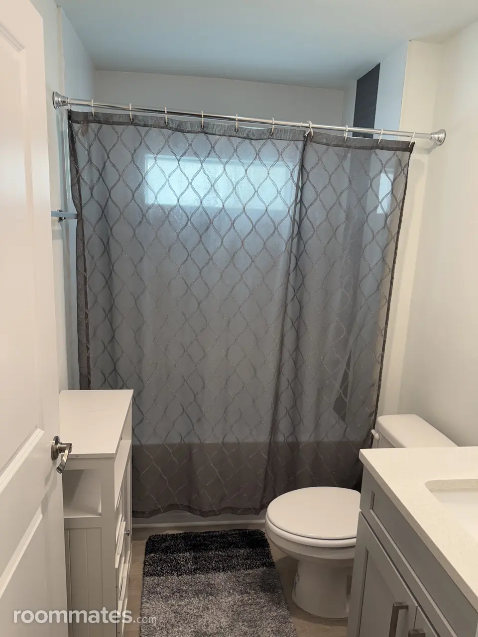 Profile photo 4 of 10