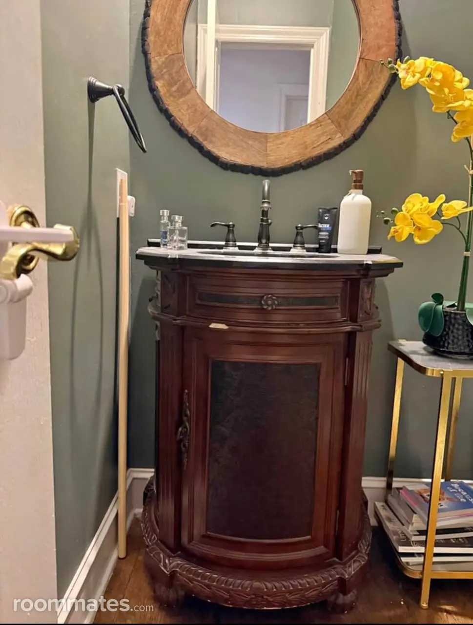 Profile photo 2 of 7