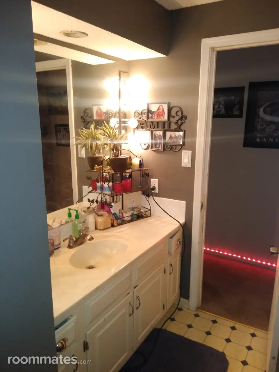 Profile photo 5 of 7