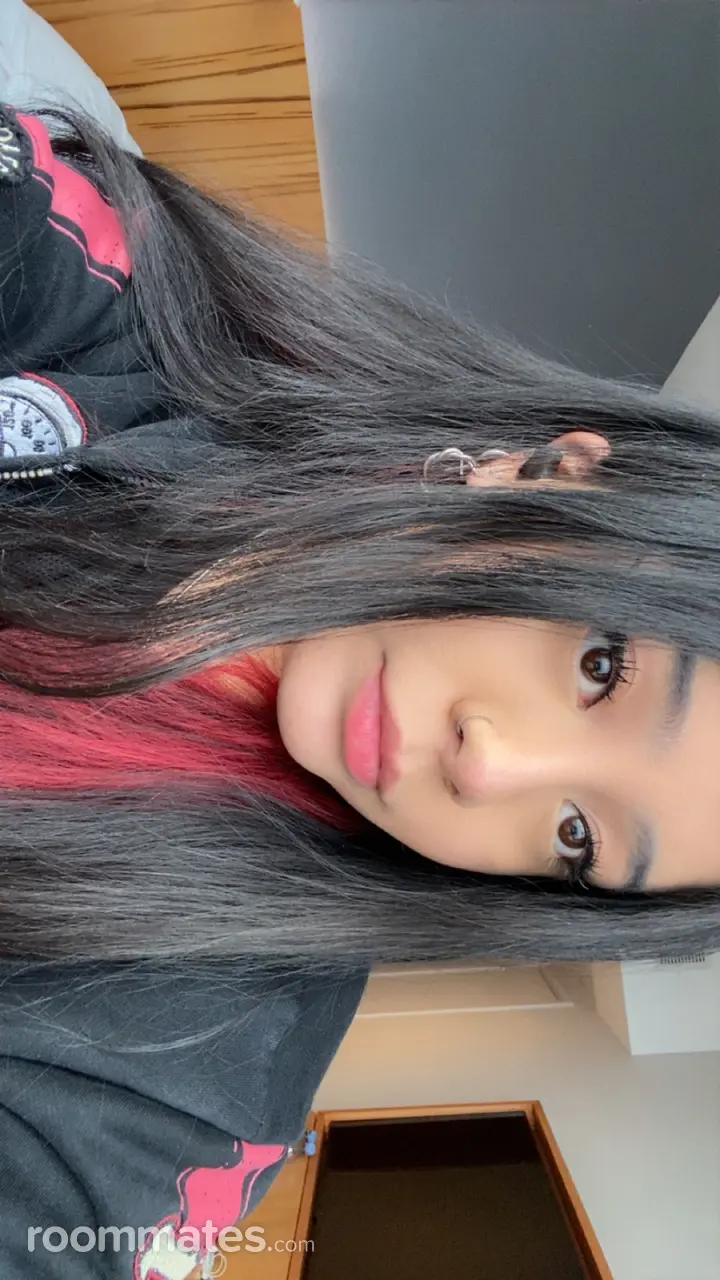 Profile photo 1 of 2