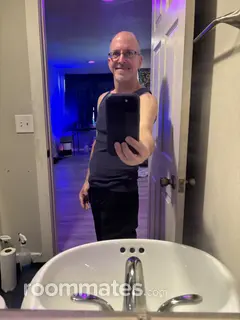 Roommate looking Salem, MA, $2000