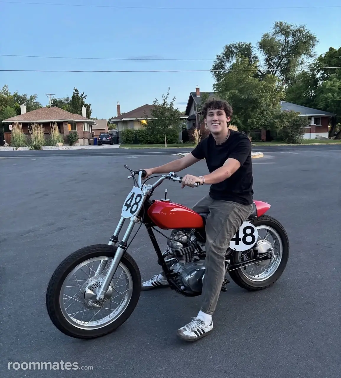 Profile photo 11 of 16