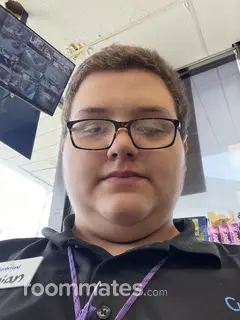 Roommate looking Portland, ME, $900