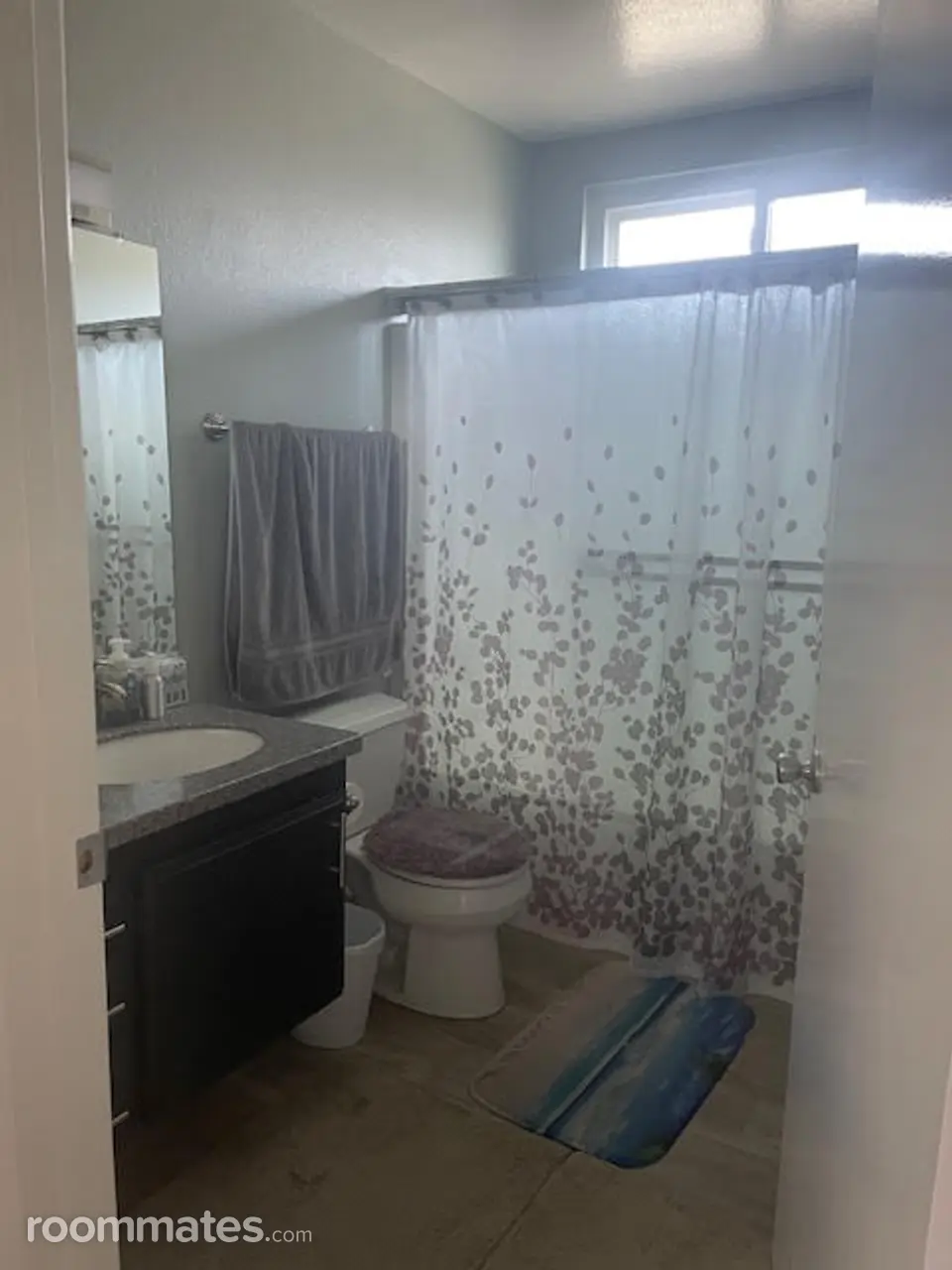 Profile photo 1 of 6