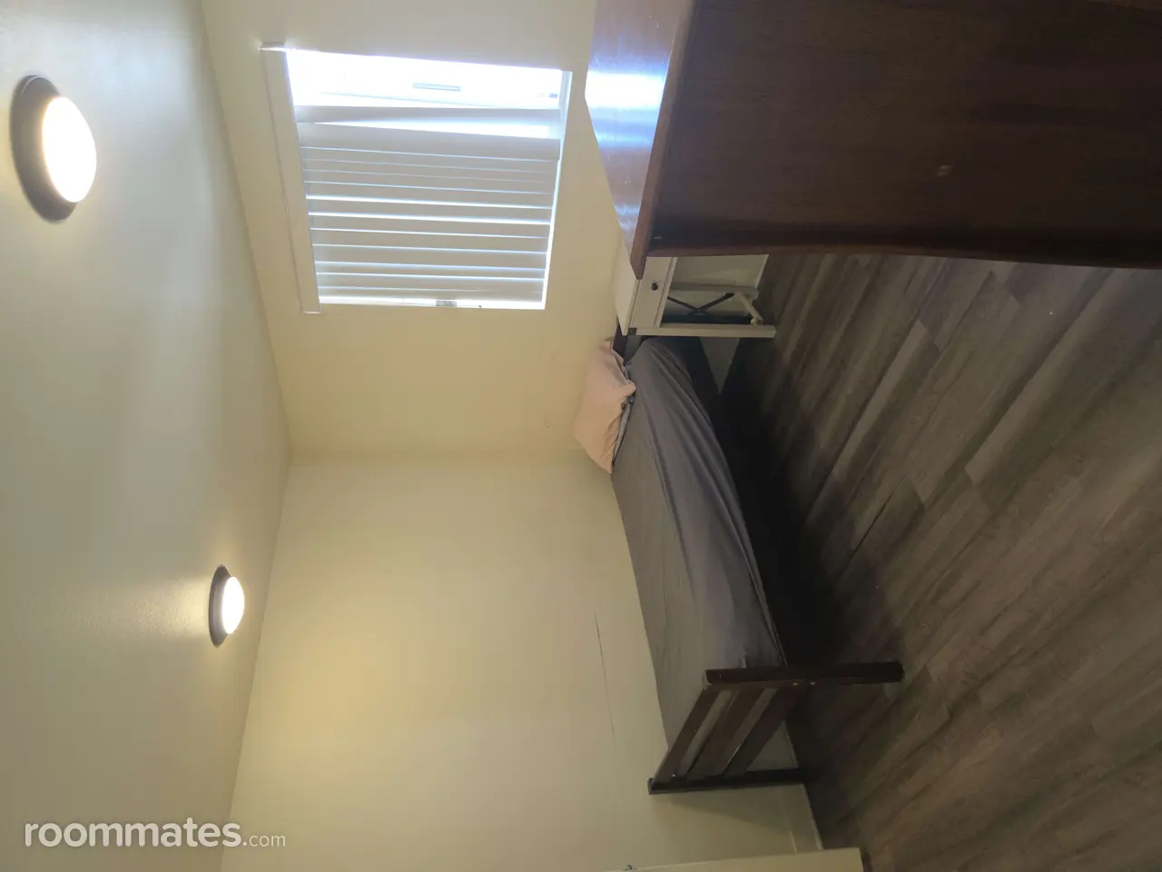 Profile photo 5 of 12